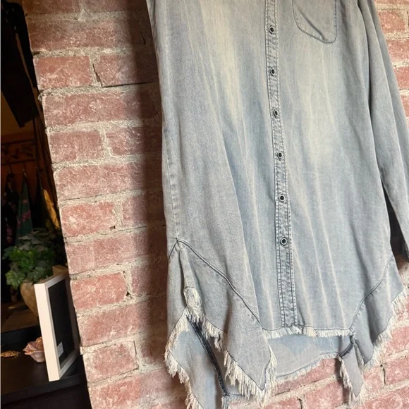 Women's Denim Button Down Shirt - Picture 2 of 2
